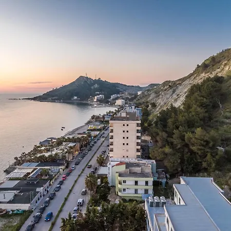 Daire Blue Sky Paradise Dıraç