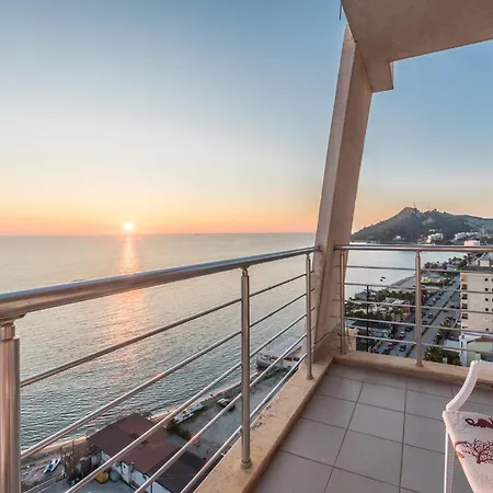 Daire Blue Sky Paradise Dıraç